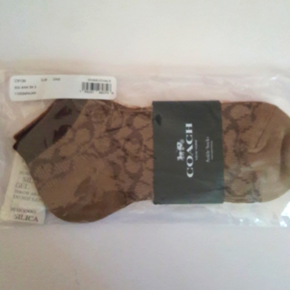 COACH SIGNATURE SOCKS - Picture 2 of 7